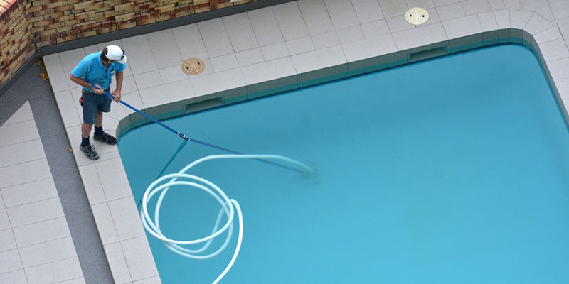 Questions to Ask Before Hiring a Pool Service & Repair Company