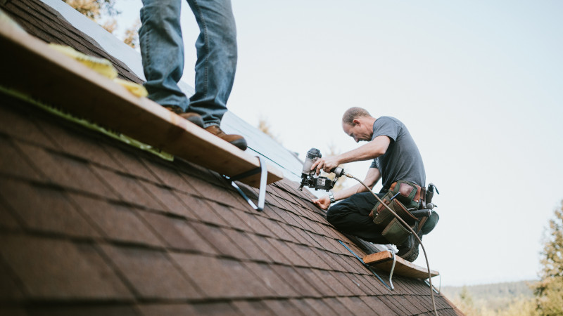 Why Should You Hire Professional Roofing Companies?