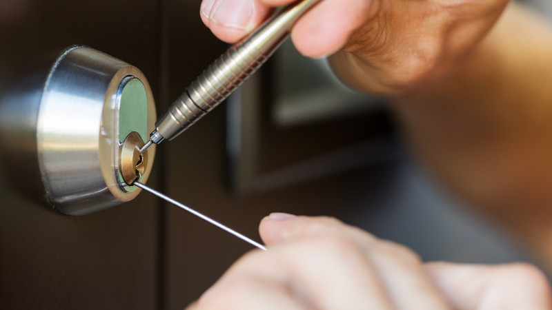 3 Good Reasons to Research Locksmith Services Before You Need Them
