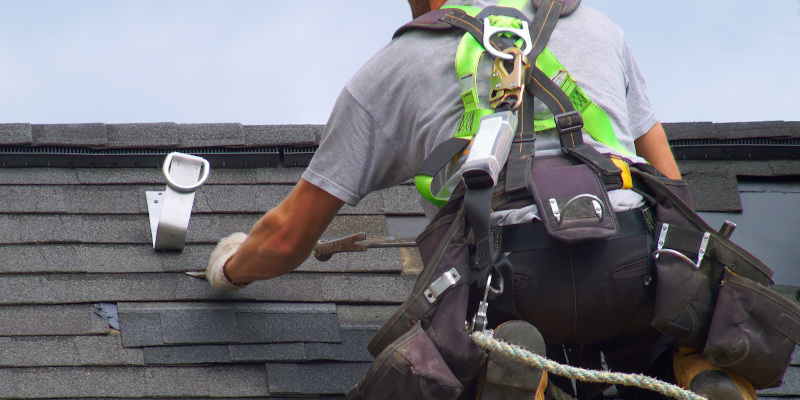 3 Big Benefits of Roof Maintenance You May Not Know