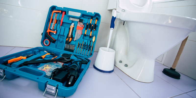 Two Common Summer Plumbing Problems That May Require Plumbing Services